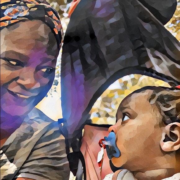 Meet your Posher, Tanisha - Picture 4 of 7